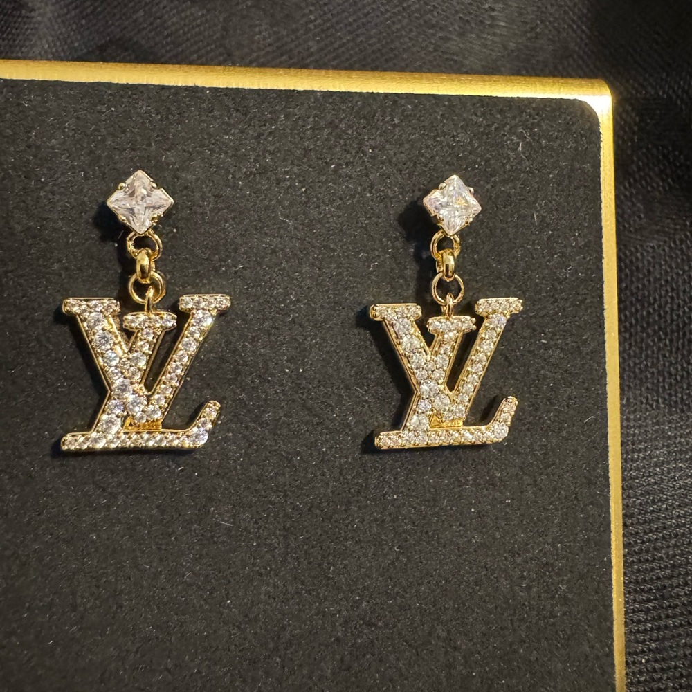 Louis Vuitton Gold LV Logo Crystal Earrings - Picture 2 of 5